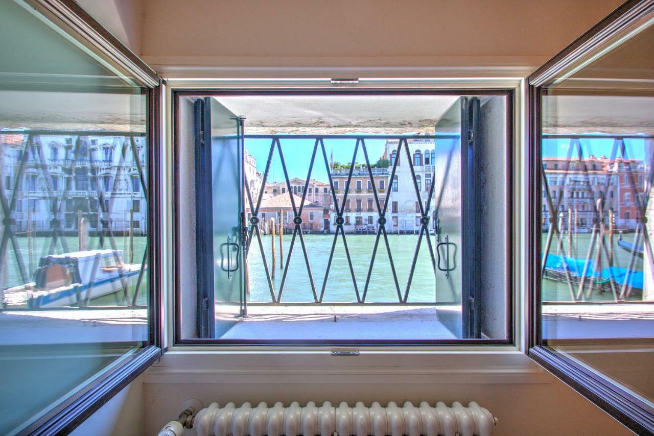 Apartment Grandcanal-red *